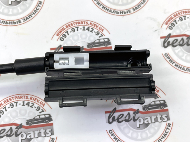  Land Rover LR121817 cena, od 51,96 USD
