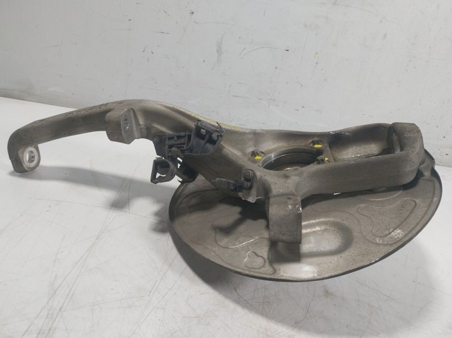 Czop (zwrotnica) przedni prawy Mercedes A1673322600 cena, od 548,23 USD