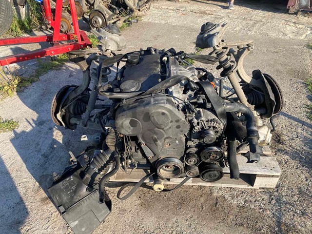 Silnik w komplecie Audi A4 B7