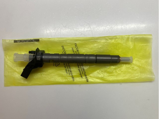 Wtryskiwacz paliwa 059130277BB VAG