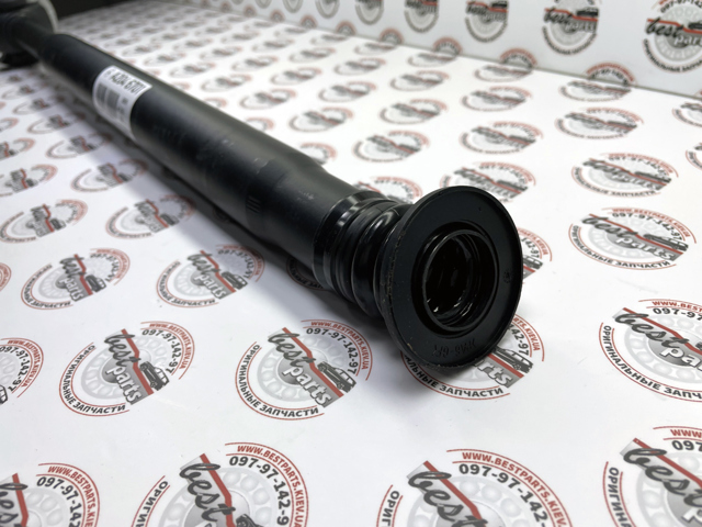 Do koszyka A204410670180 Mercedes Wał Cardana, do mostu przedniego