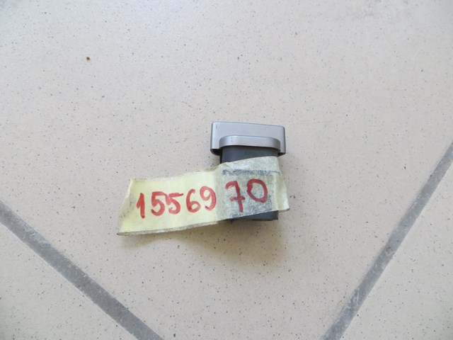 1556970 Ford przycisk włączania światła awaryjnego