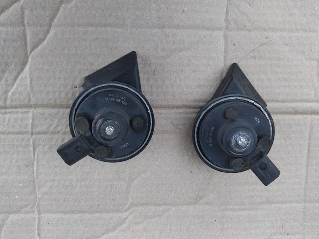 Sygnał dźwiękowy (klakson) 8T0951223 VAG