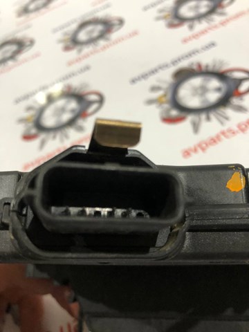 Do koszyka 93457081 Opel Zamek drzwi przednich prawych