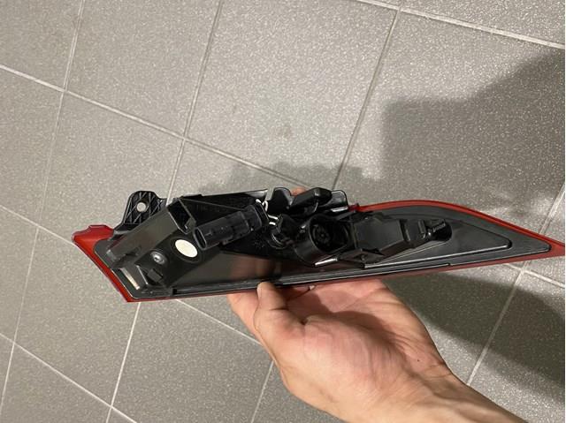 LR082084 Land Rover Przednia lampa przeciwmgielna tylna lewa