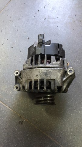Alternator 8200103744 Renault (RVI)