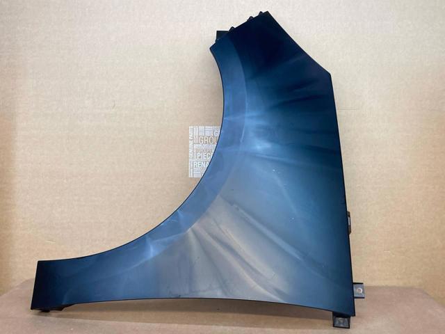 Błotnik przedni lewy do Renault Fluence  B3