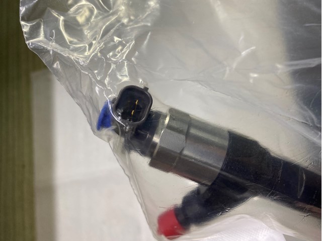 Wtryskiwacz paliwa General Motors 55578075 cena, od 170,20 USD