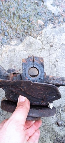 Czop (zwrotnica) przedni lewy Fiat/Alfa/Lancia 9403646938 cena, od 102,15 USD