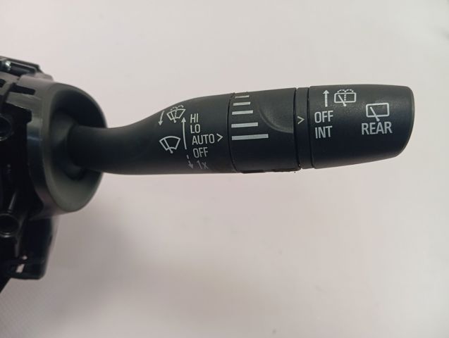 Przełącznik zespolony, w komplecie do Opel Corsa F P2JO