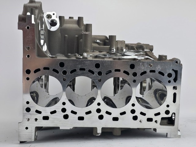 Silnik w komplecie Mercedes OM654920 cena, od 6248,89 USD
