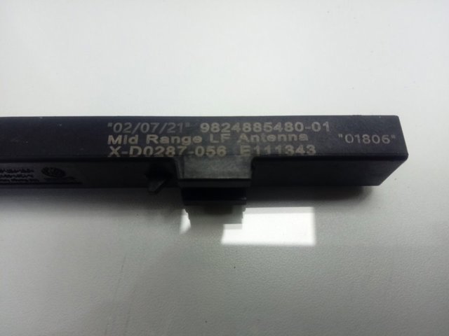 Antena 9824885480 Peugeot/Citroen