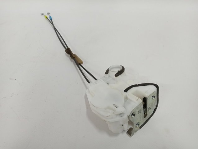 Zamek drzwi przednich prawych A047218 Peugeot/Citroen