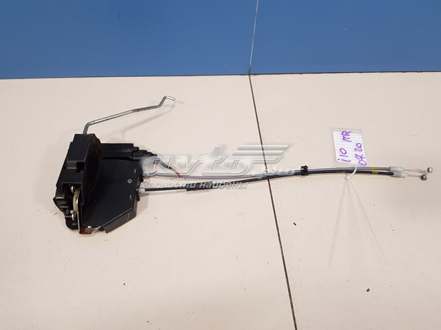 Do koszyka Zamek drzwi przednich prawych Hyundai I10  PA