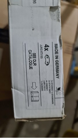 Do koszyka 673012038 Maserati Klocki hamulcowe przednie tarczowe