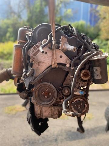 Silnik w komplecie Audi Q3 SUV (8UB, 8UG) (2011 - 2018) cena, od 2682,20 USD