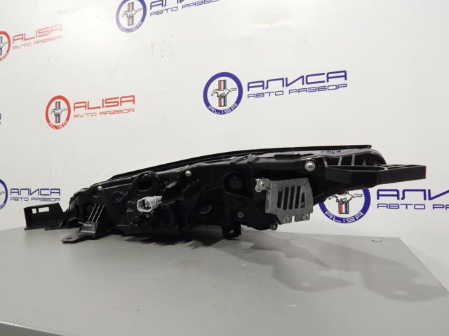 Reflektor do jazdy dziennej prawy Nissan/Infiniti 261206RR0D cena, od 357,63 USD