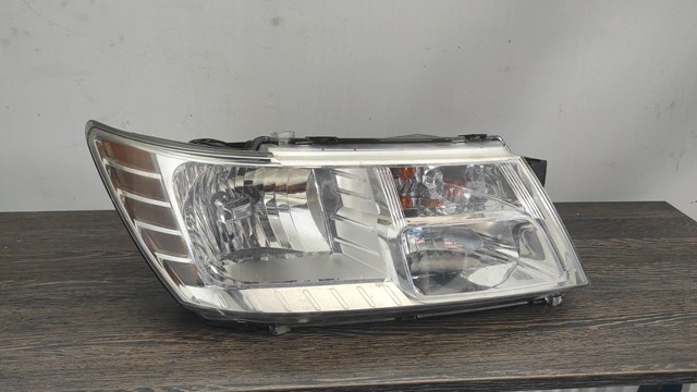 Reflektor prawy Chrysler 5116288AB