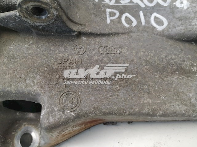 Wspornik alternatora Volkswagen Polo III