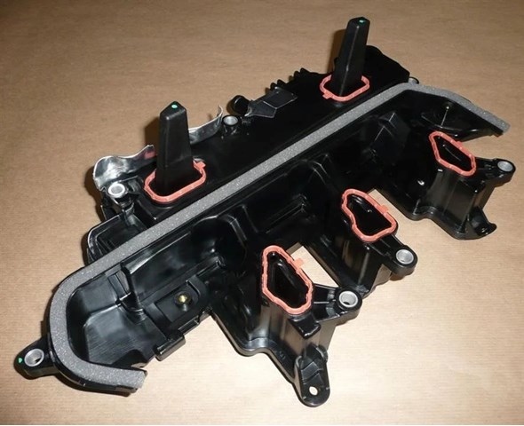 Separator oleju układu wentylacji kadłuda (bloku silnika)  Opel Movano B