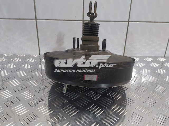 Do koszyka Wzmacniacz próżniowy hamulców Toyota RAV4 II XA2