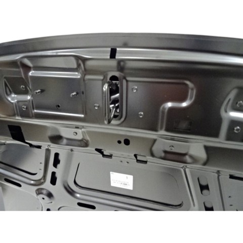 Maska silnika Peugeot/Citroen 9837981180 cena, od 1080,64 USD