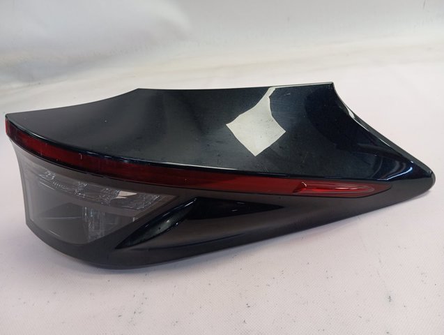 815500DE20 Toyota Lampa zespolona tylna prawa zewnętrzna