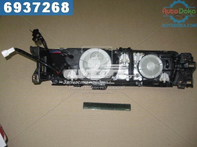 Reflektor prawy TYC 201658052B cena, od 75,81 USD