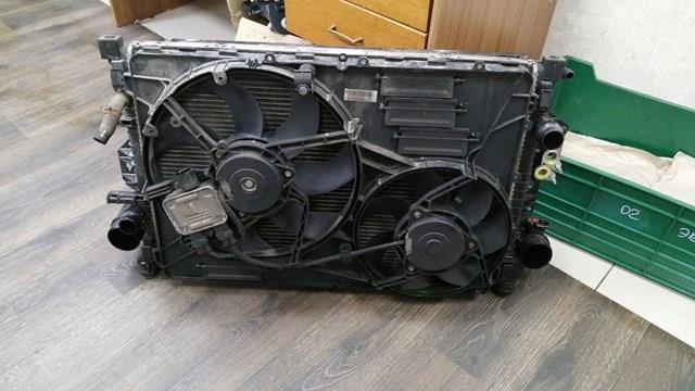 Dyfuzor chłodnicy, w komplecie z silnikiem i wirnikiem Land Rover LR045248 cena, od 394,88 USD