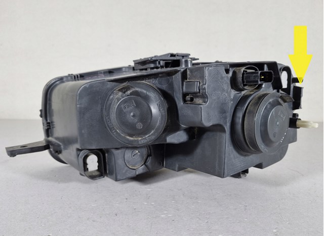 9816825080 Peugeot/Citroen Reflektor prawy