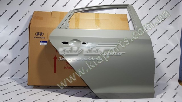 Drzwi tylne prawe 77004C1030 Hyundai/Kia