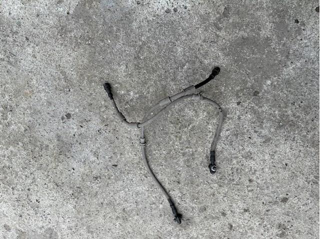 Do koszyka 5Q0611701C VAG Przewód hamulcowy przedni