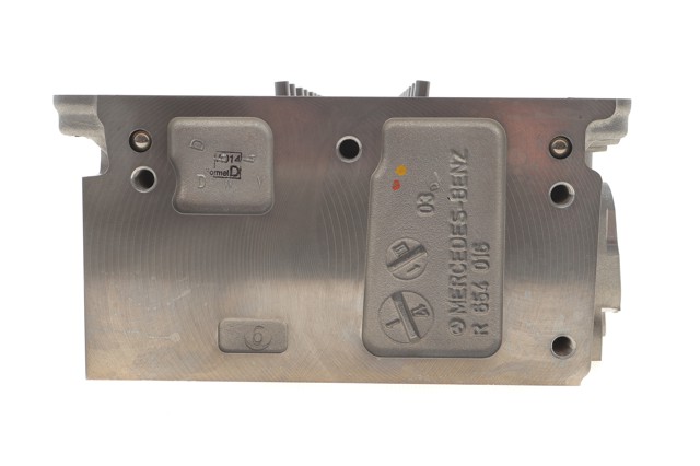 Głowica cylindrów do Mercedes E  W213
