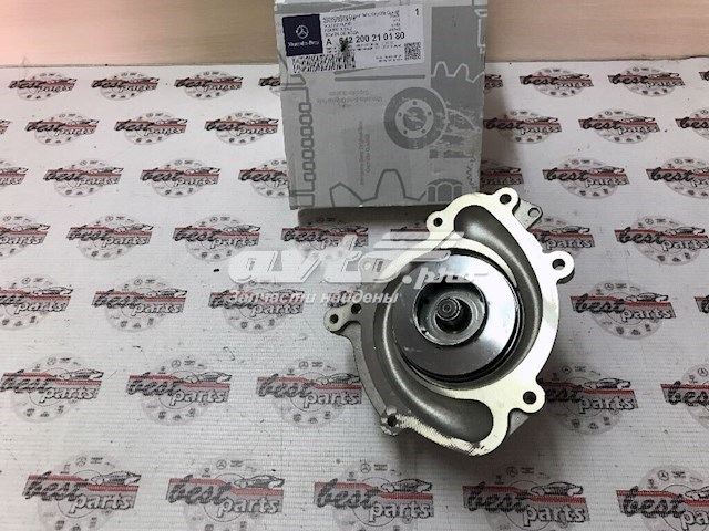 A642200210180 Mercedes Pompa chłodząca wodna