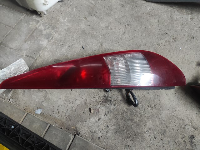 1S7113404C Ford lampa zespolona tylna prawa