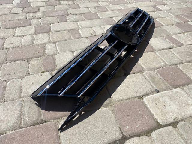 Atrapa chłodnicy Polcar 95030520 cena, od 93,13 USD