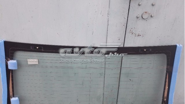 Szyba tylna do Toyota Corolla  E18