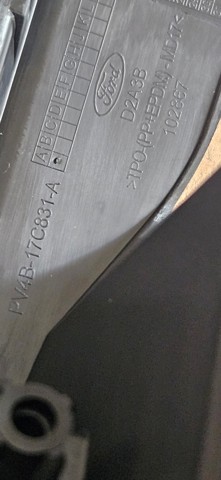 Do koszyka PJ6Z17D957A Ford Zderzak przedni, dolna część