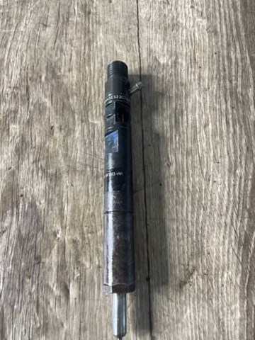 Wtryskiwacz paliwa Ford 2T1Q9F593AA cena, od 106,73 USD