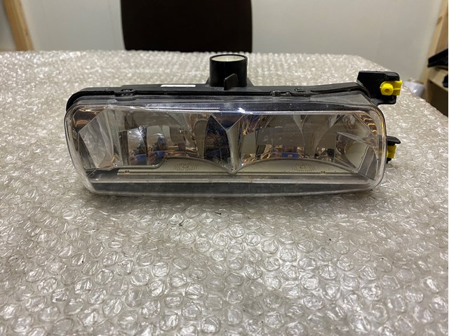 CK5215200AB Land Rover Lampa przeciwmgielna prawa