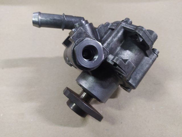 Pompa wspomagania hydraulicznego kierownicy 678045902 BMW