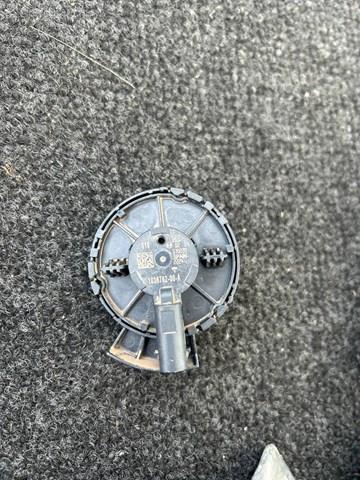 Do koszyka 103676200A Tesla Czujnik AIRBAG przedni