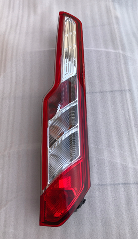 Lampa zespolona tylna prawa BK2113404AJ Ford