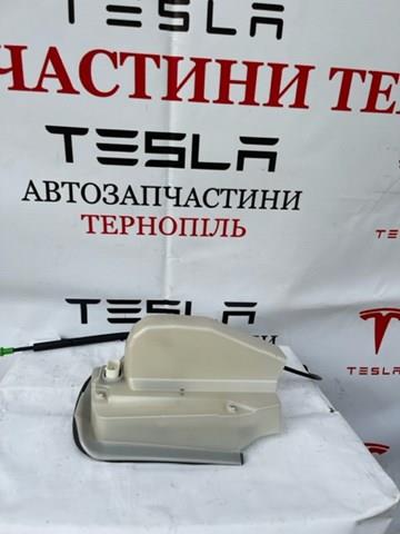 Do koszyka Zamek drzwi przednich prawych Tesla Model Y  