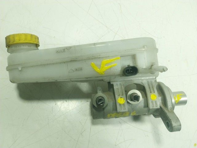 Główny cylinder hamulców 0204818274 Bosch