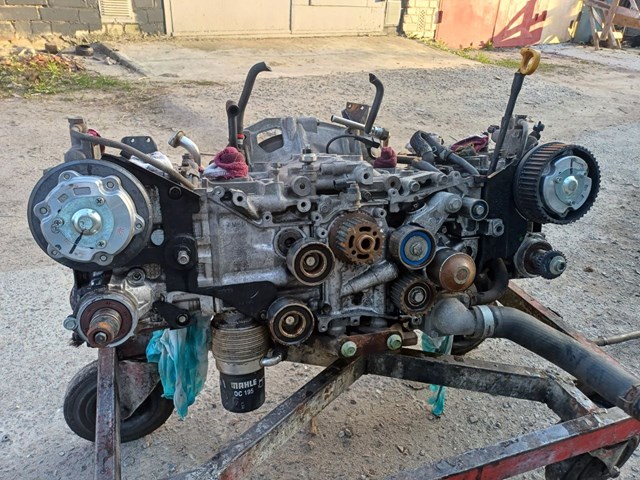 Do koszyka Silnik w komplecie Subaru Forester I S10, SF