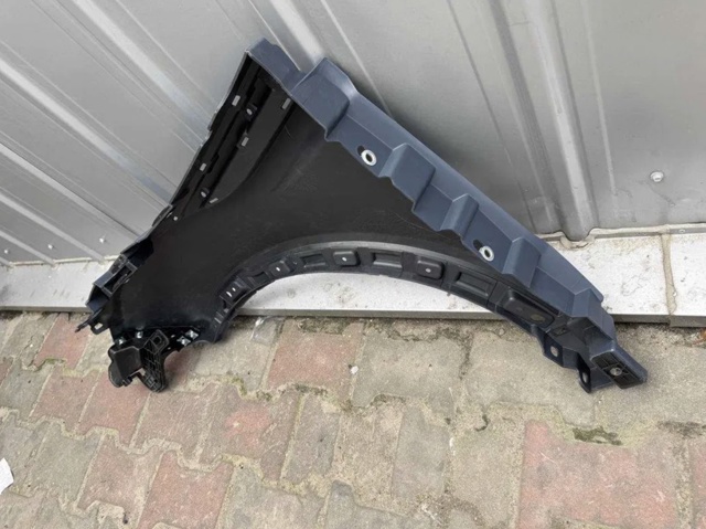 Błotnik przedni prawy Land Rover LR066922 cena, od 471,77 USD
