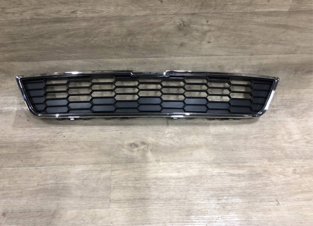  Atrapa chłodnicy Chevrolet Aveo 3