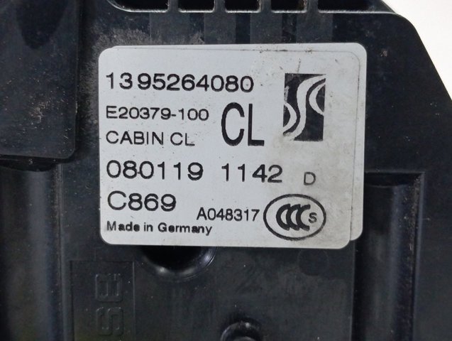 1677681380 Peugeot/Citroen Zamek drzwi przednich prawych