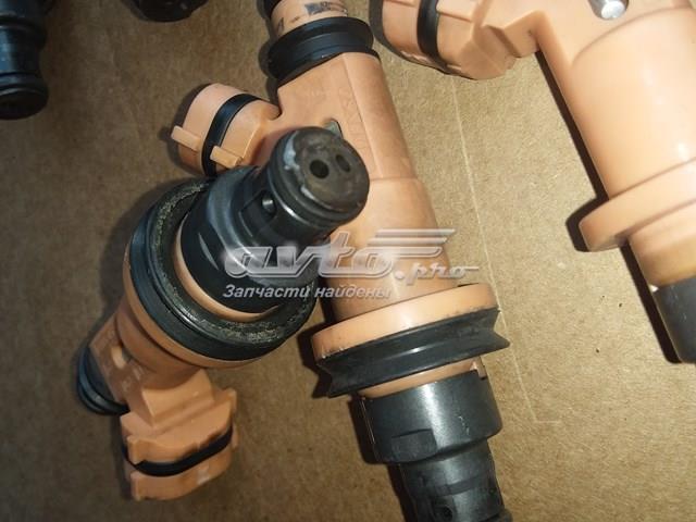 Wtryskiwacz paliwa Toyota 2325050030